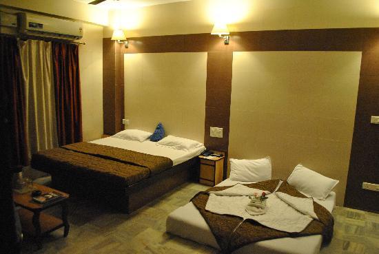 Hotel Golden Deluxe